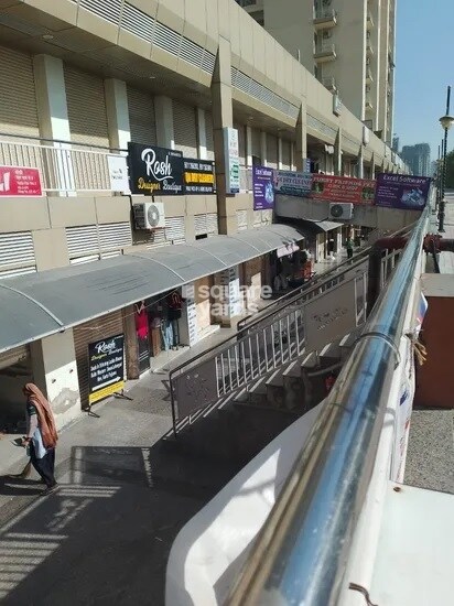 Gaur Saundaryam High Street