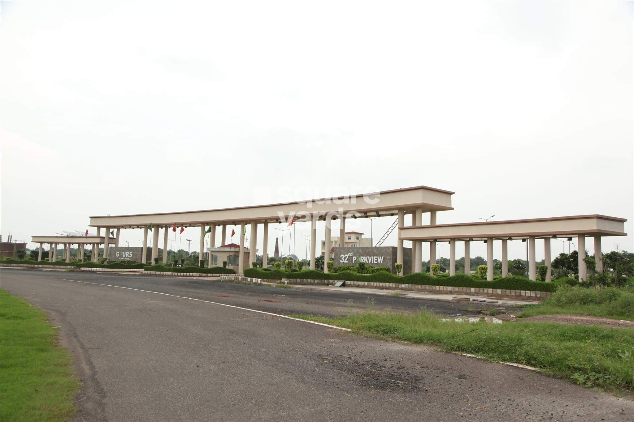 Gaur Yamuna City 32nd Park View Greens Image 2