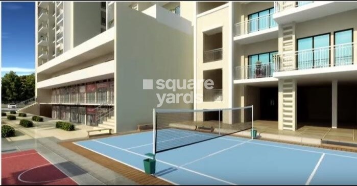 IEC White House Amenities-Features