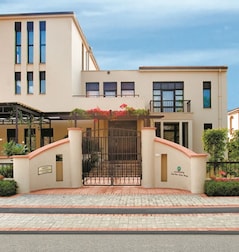 Jaypee Estate Home Jaypee Estate Home