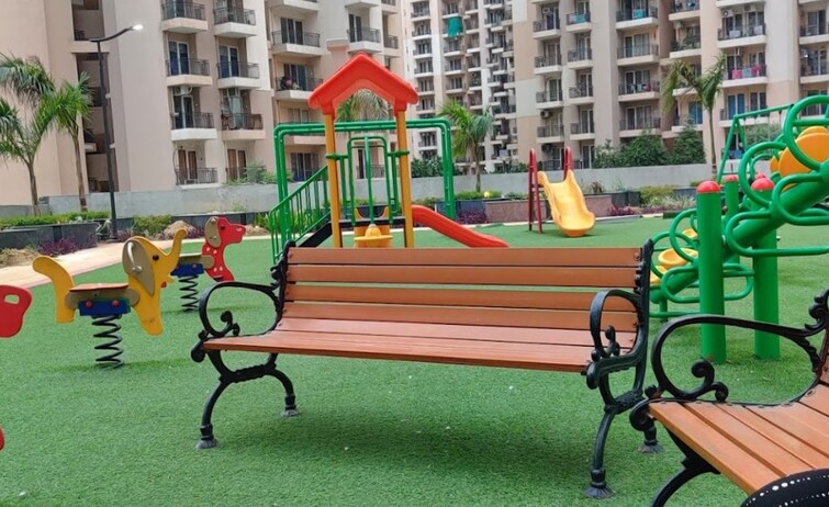 JKG Palm Court Amenities-Features