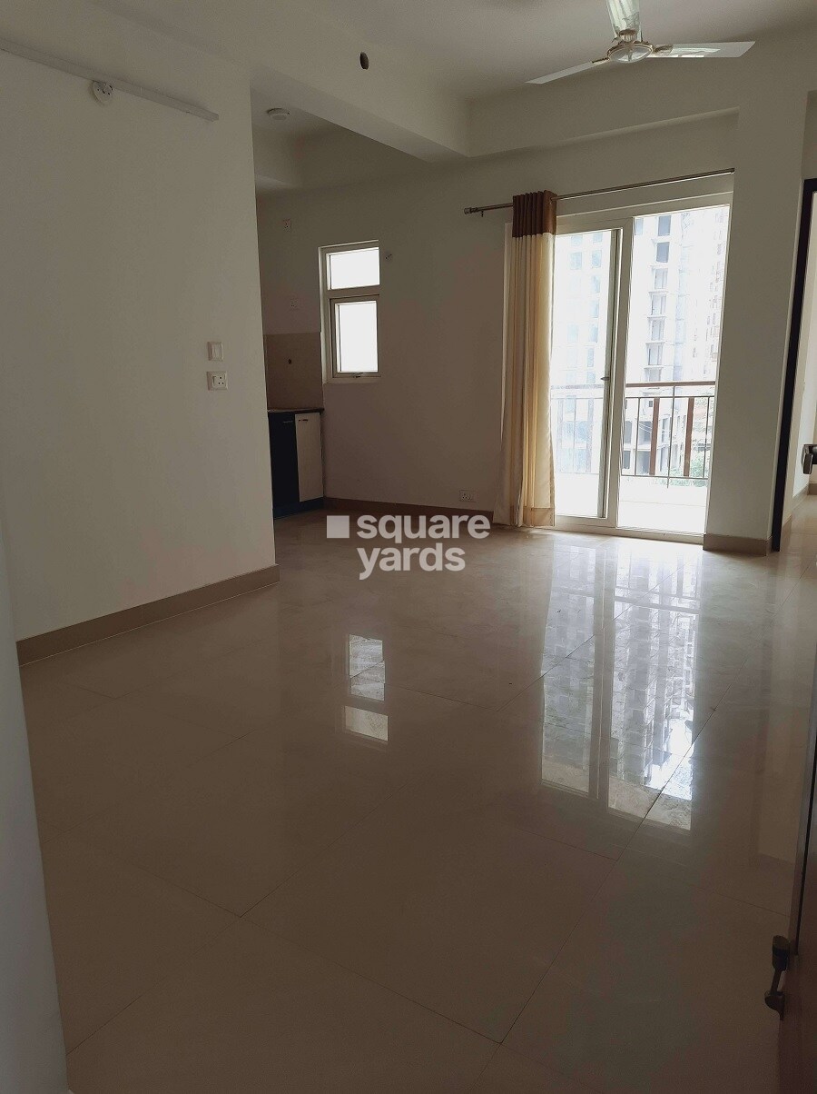 Newtech La Palacia Apartment Interiors 2