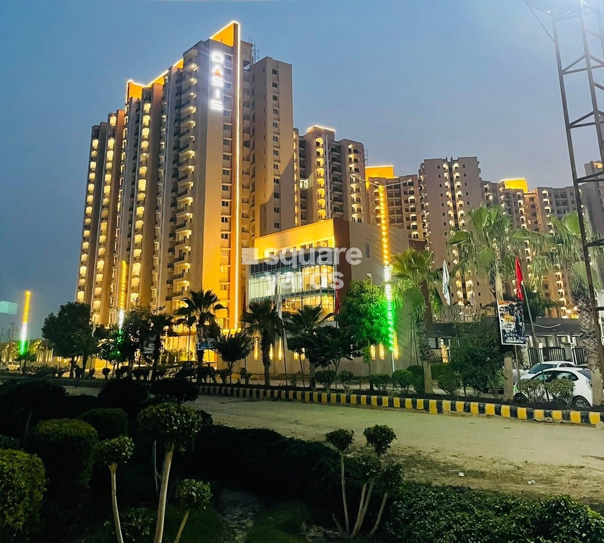 Oasis GrandStand Tower View 8