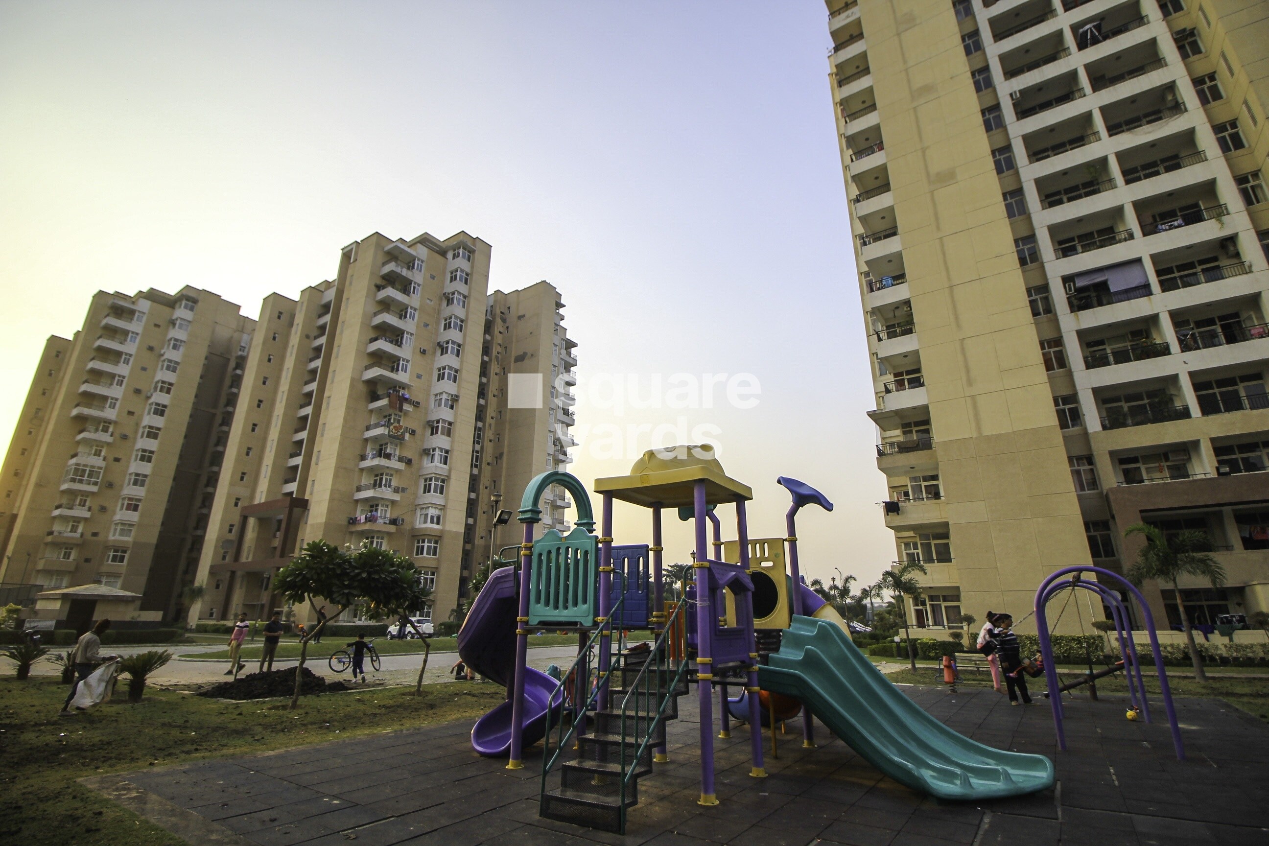 Omaxe Palm Greens Phase II Amenities-Features