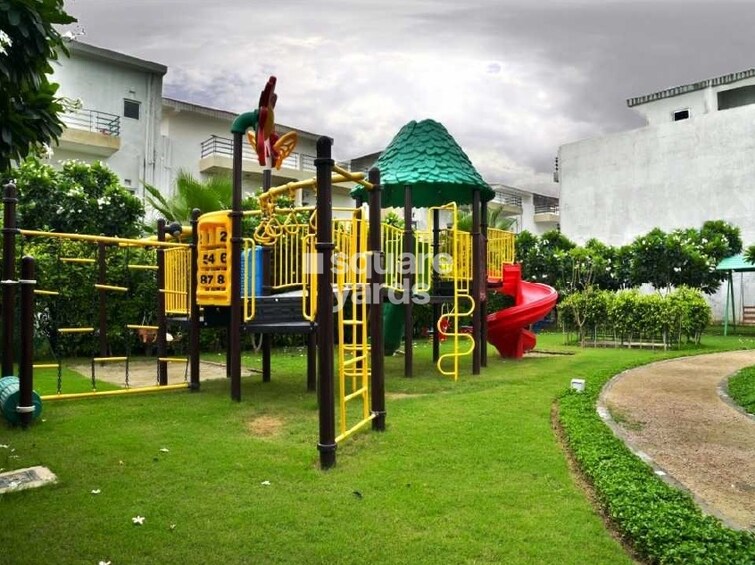 Paramount Golfforeste Villas Amenities-Features 8