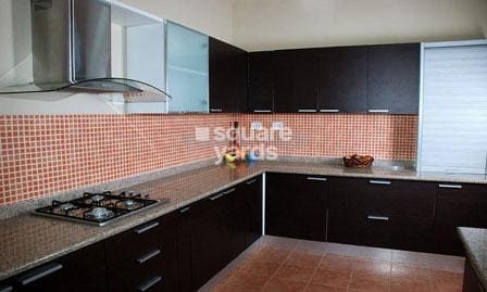 Supertech Czar Suites