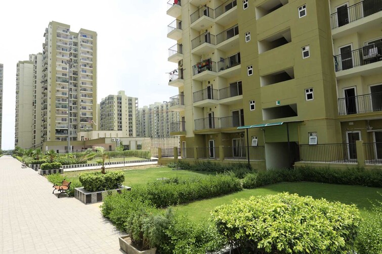 Trident Embassy Apartment Exteriors 2