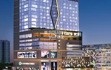 Gaur World Street Featured Image