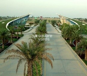 Gaur Yamuna City 32nd Park View
