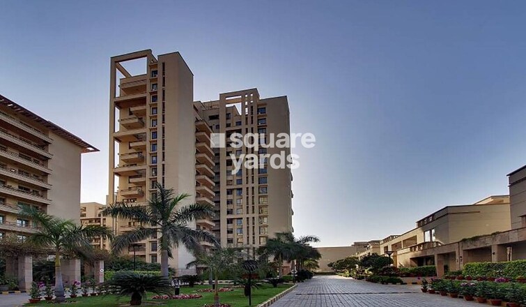 Alphacorp Gurgaon One 22 Tower View 3