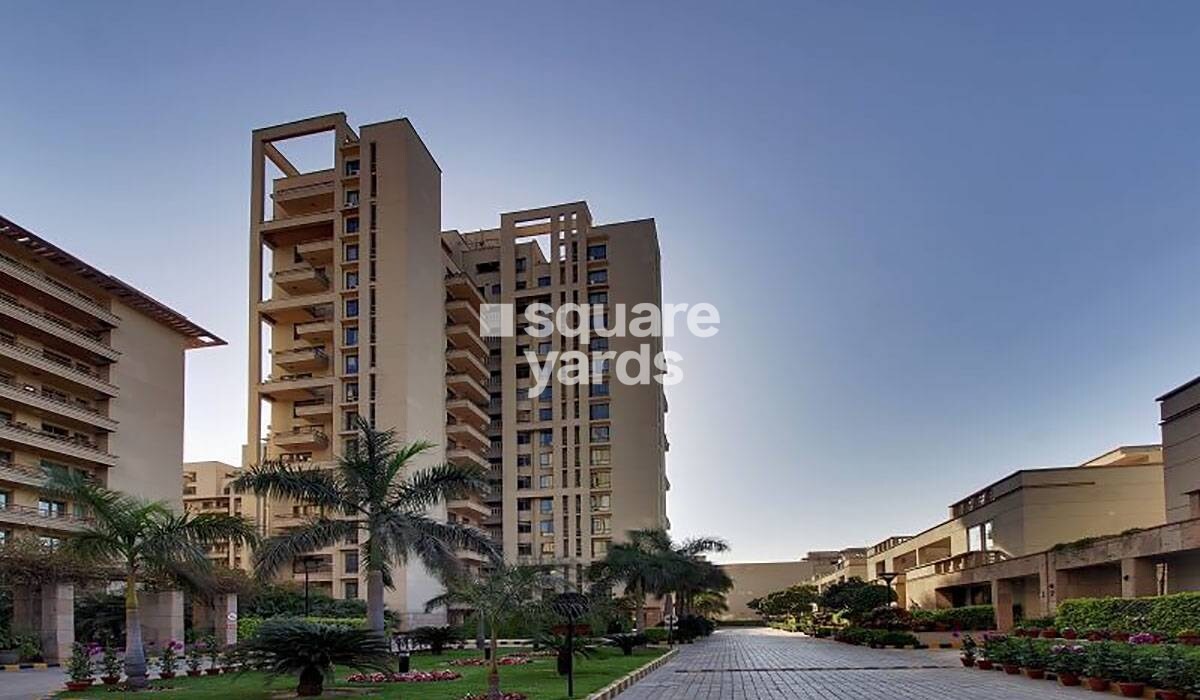 Alphacorp Gurgaon One 22 Tower View 3