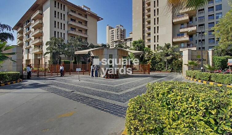 Alphacorp Gurgaon One 22 Entrance View