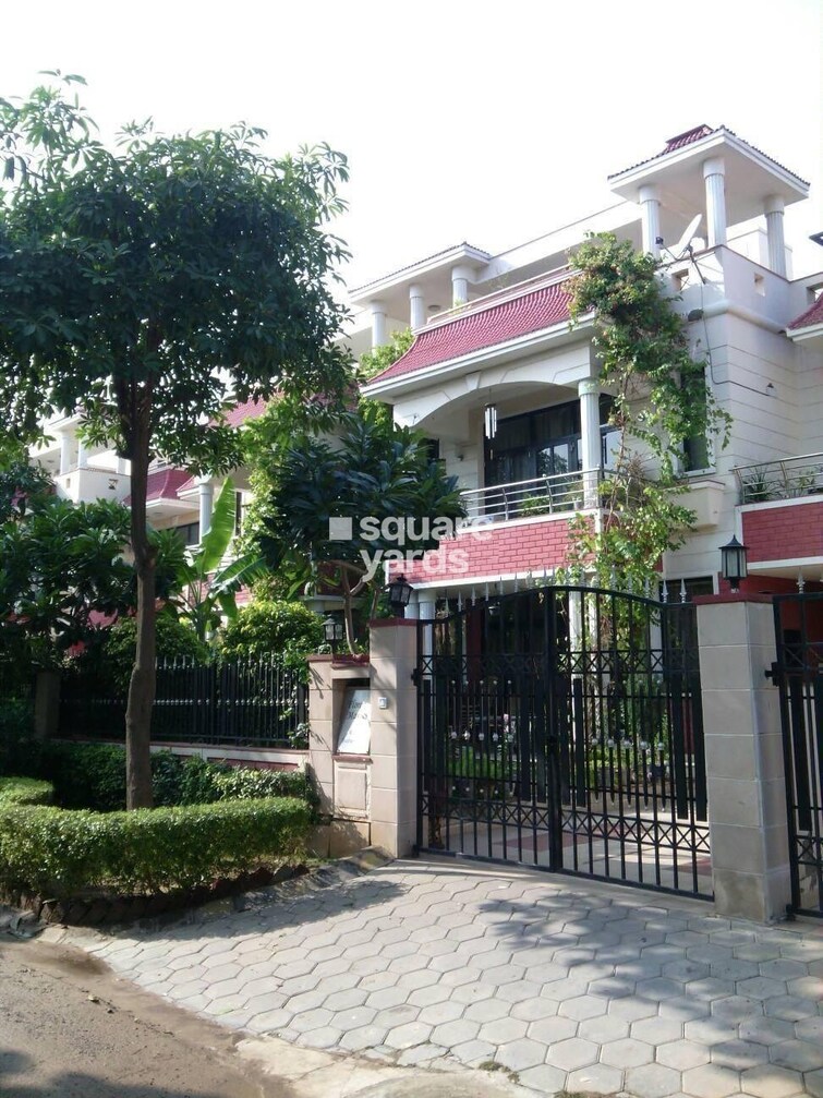 Ansal Florence Villa Tower View