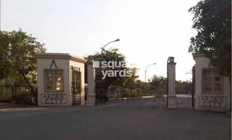 Ardee City Entrance View