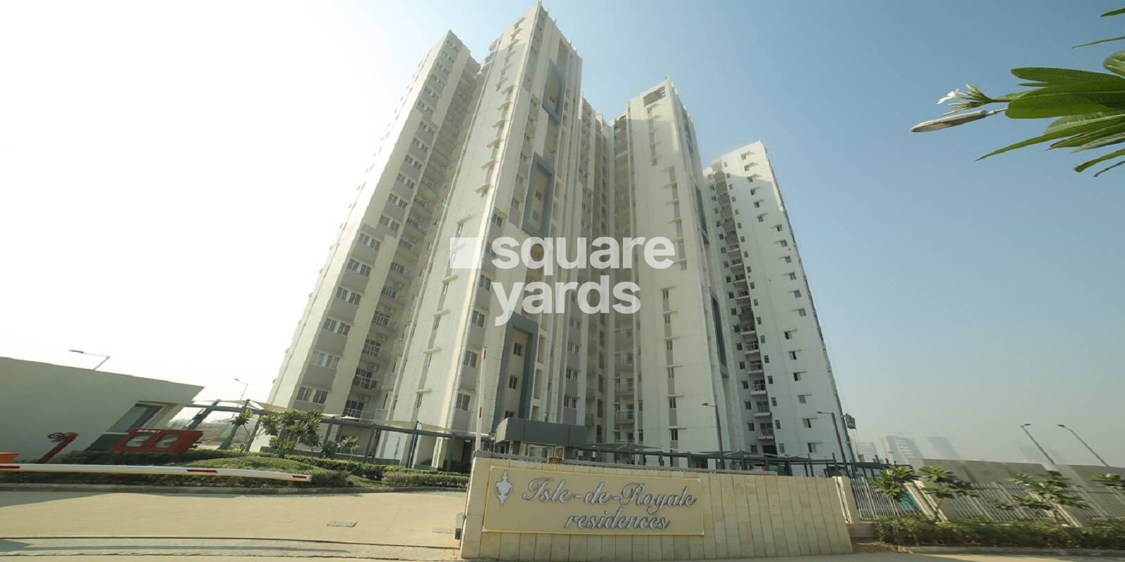 ASF Insignia Isle-De-Royale Residences Tower View 4
