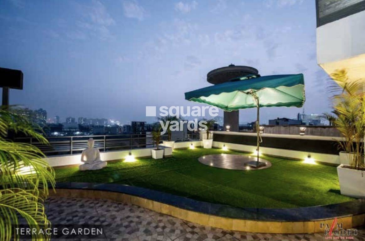 Axiom Palm Floors 2 Amenities-Features