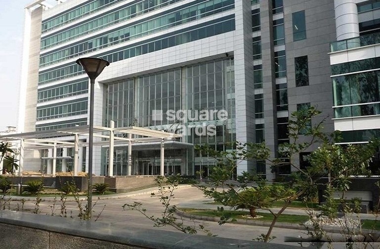 BPTP Park Centra Tower View 2