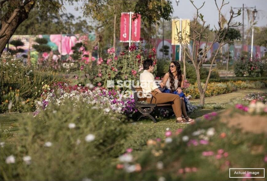 Central Park Lake Front Towers
