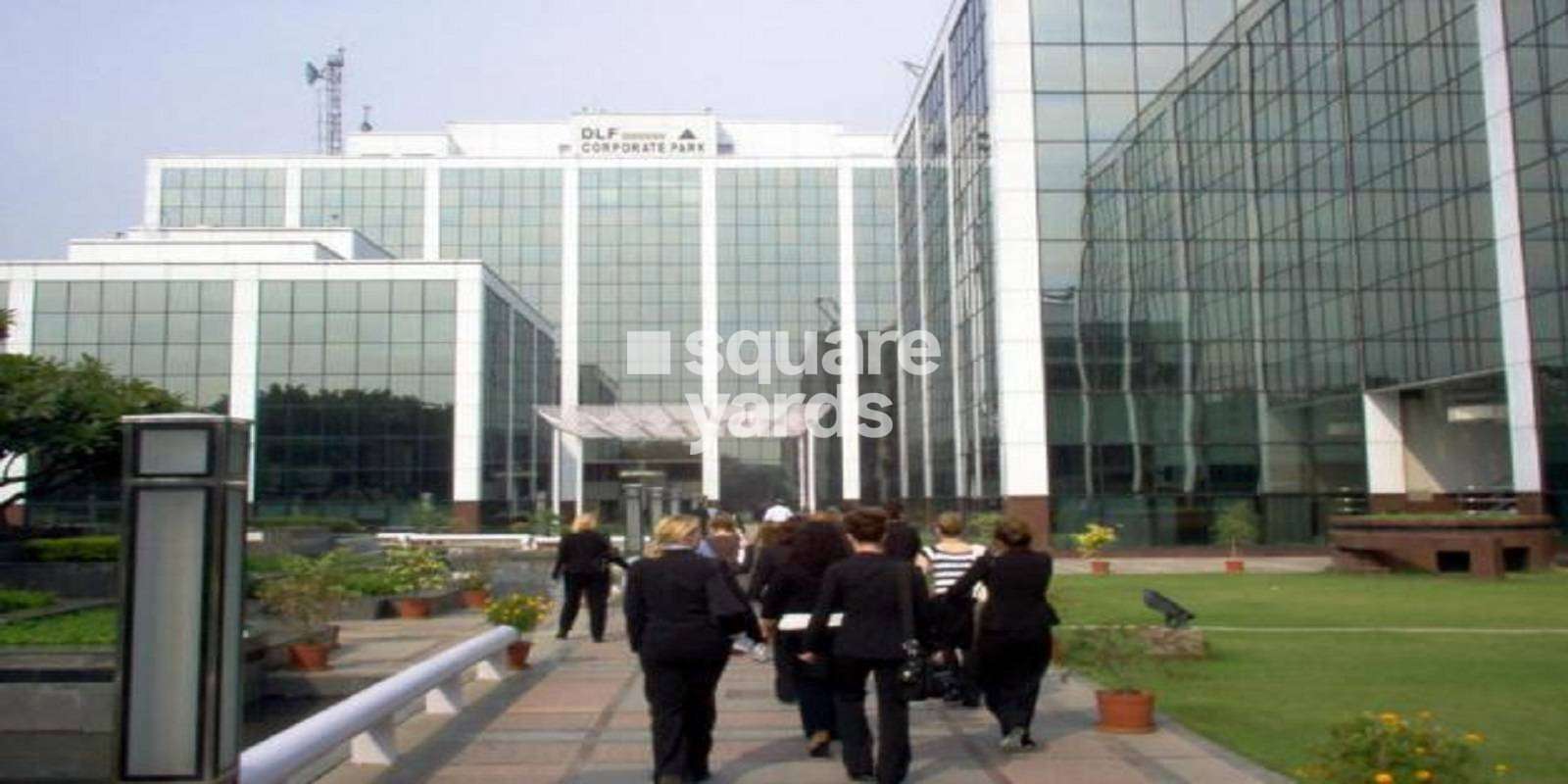DLF Corporate Park Cover Image