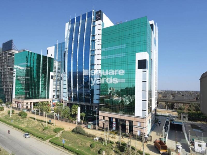 DLF Cyber Greens