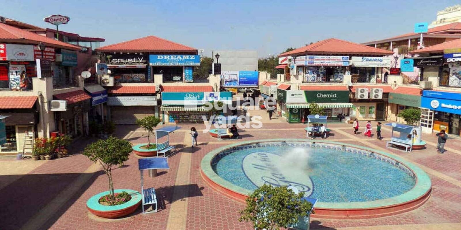 DLF Galleria Market