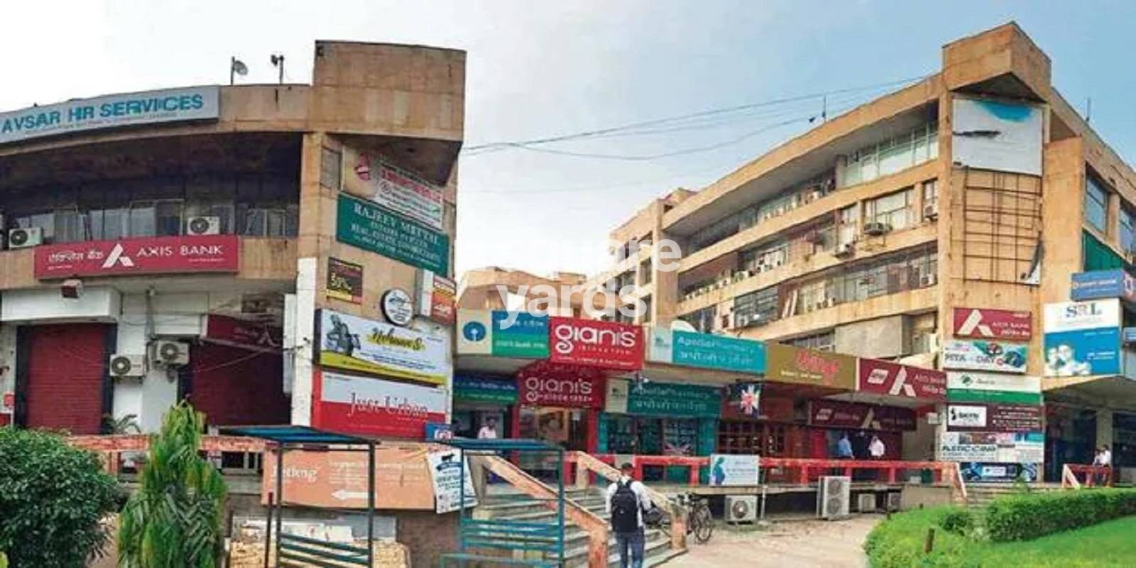 DLF Qutab Plaza, Sector 26, Gurgaon