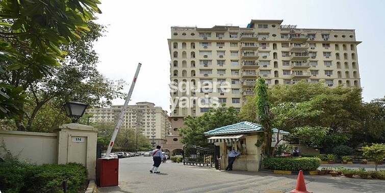 DLF Ridgewood Estate Entrance View