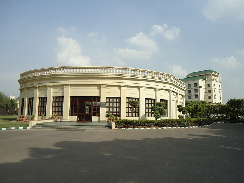 DLF Siris Estate Clubhouse External Image