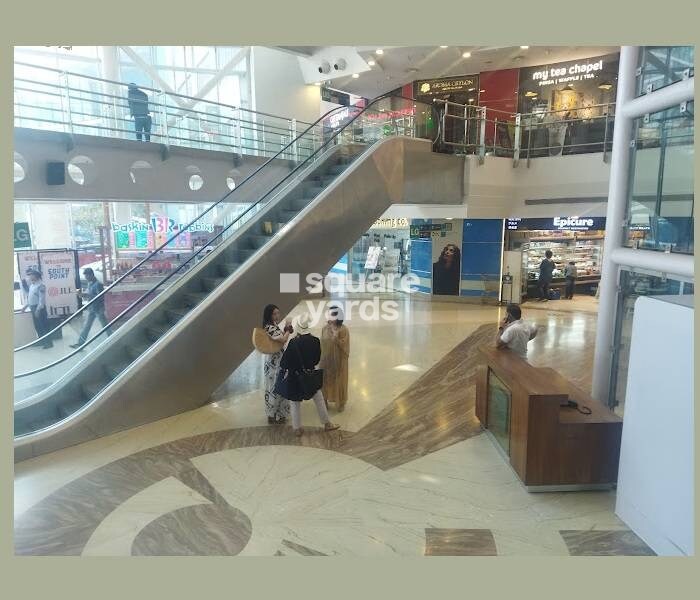 DLF South Point Mall