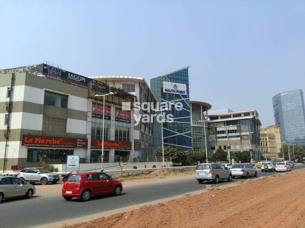 DLF South Point Mall