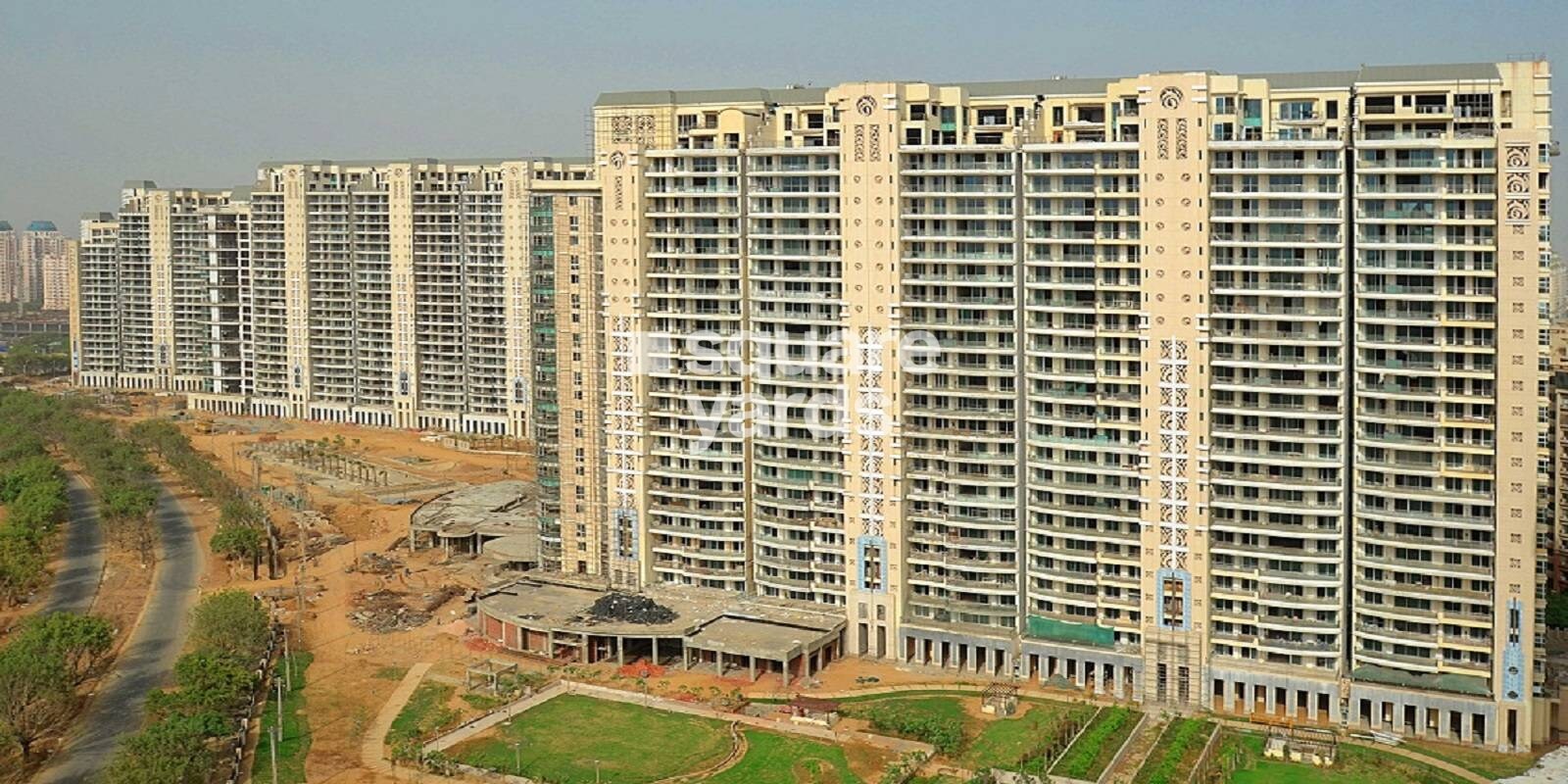 DLF The Magnolias, Sector 42, Gurgaon