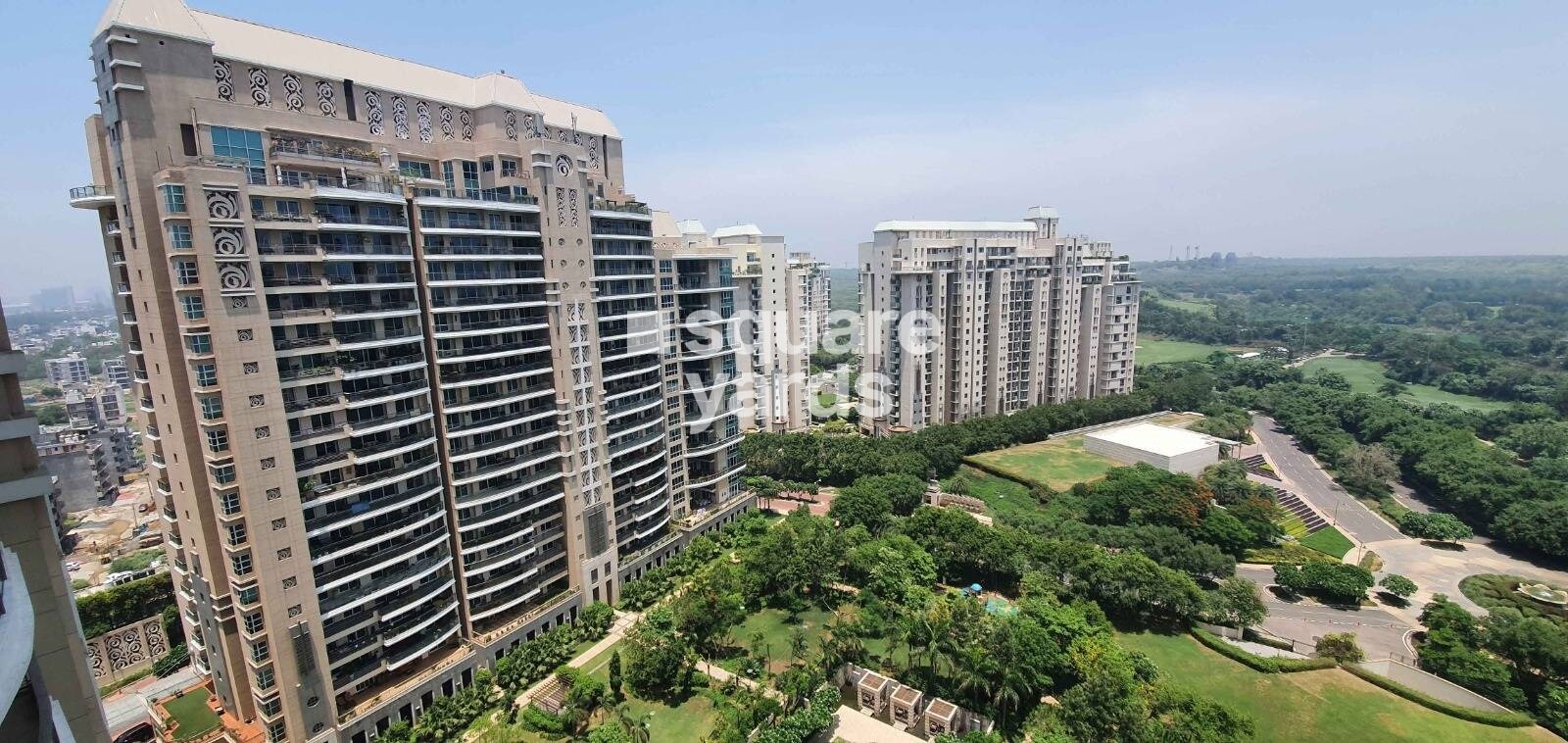 DLF The Magnolias Tower View 4