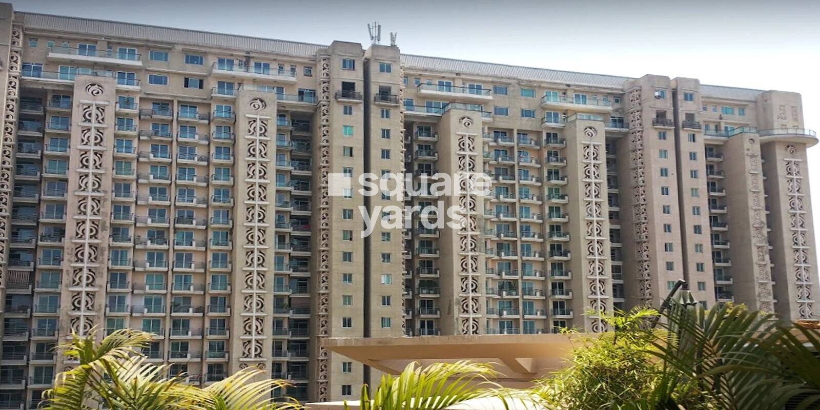 DLF The Magnolias Tower View 8