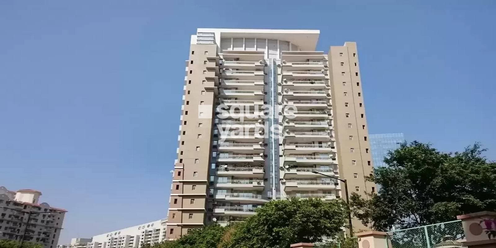 DLF The Royalton Tower, DLF Phase V, Gurgaon