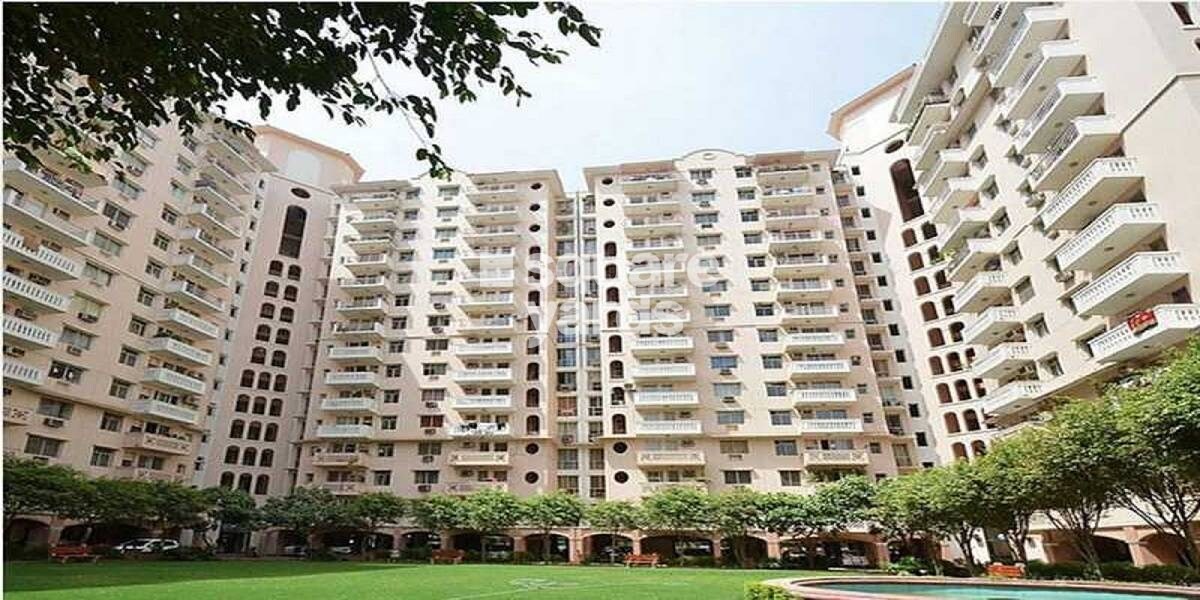 DLF The Wellington Estate Tower View