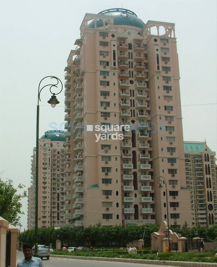 DLF Trinity Towers Tower View 1
