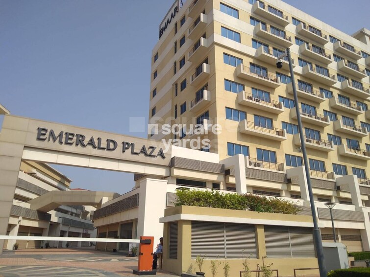 Emaar Emerald Plaza Entrance View