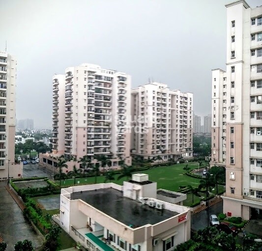 Eros Wembley Premium Tower Apartment Exteriors