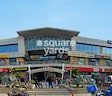 Good Earth City Center Mall