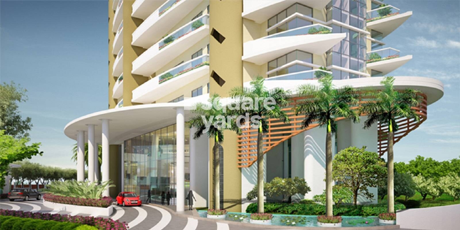 ILD GSR Drive Entrance View