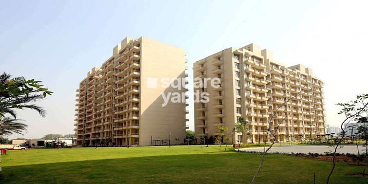 Indiabulls Centrum Park Tower View 4