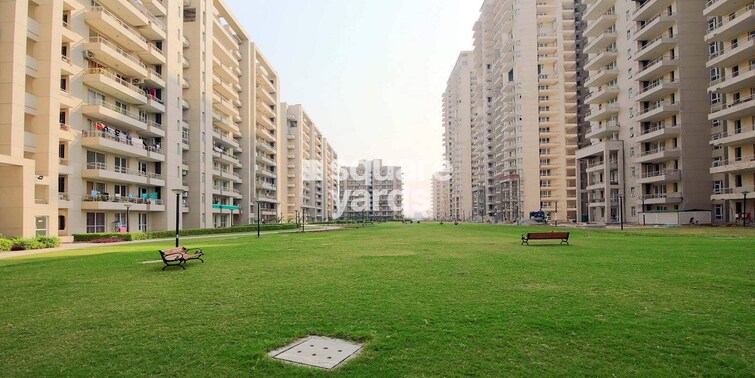 Indiabulls Centrum Park Tower View 9