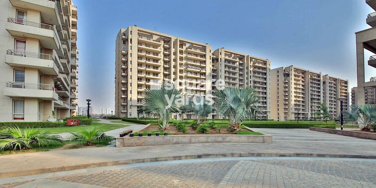 Indiabulls Centrum Park Tower View 11