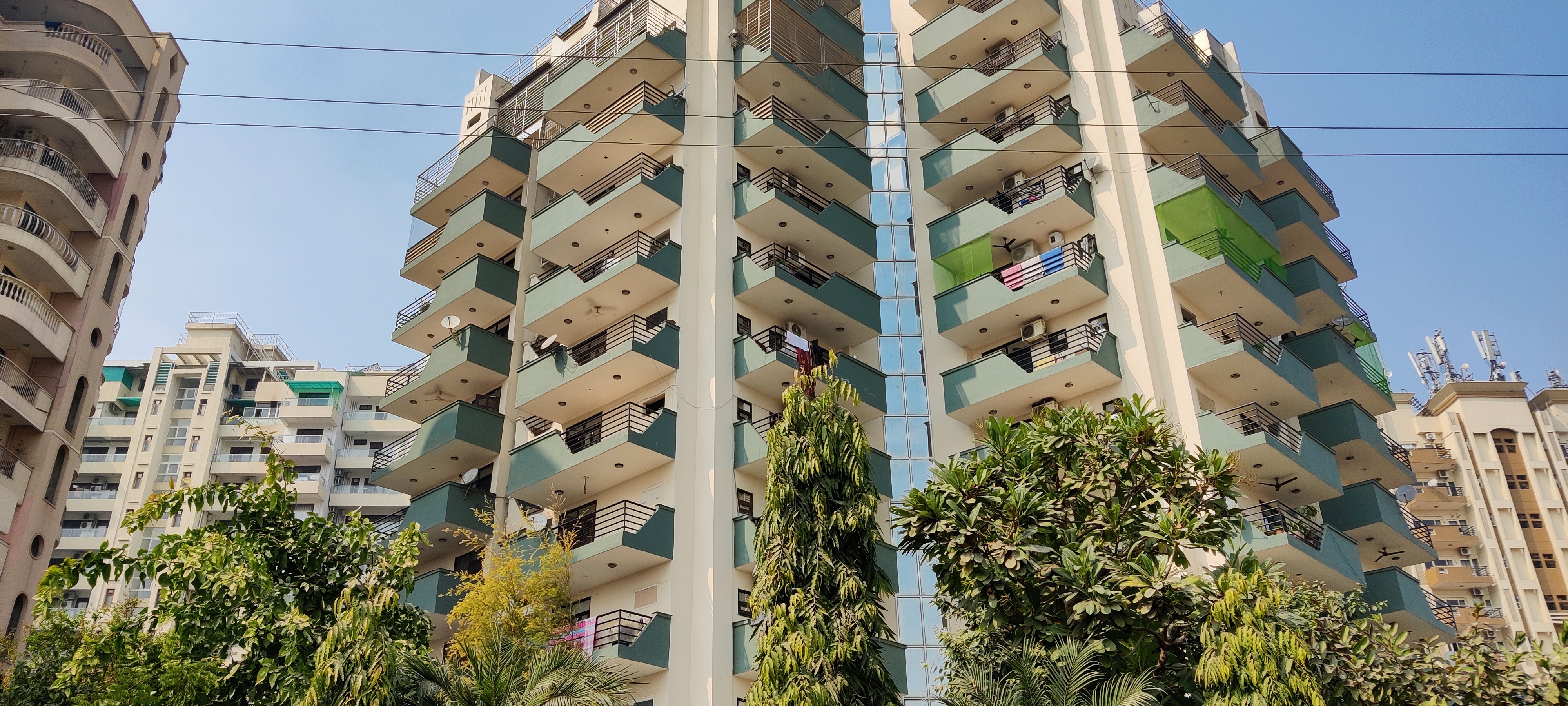 4 BHK + Servant Room 3400 Sq.Ft. Apartment in K World Royal Court