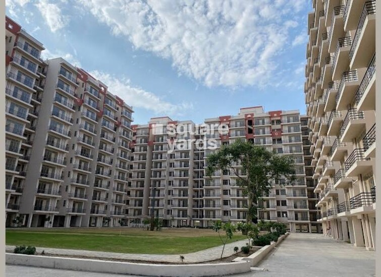 Lotus Homz Tower View 1