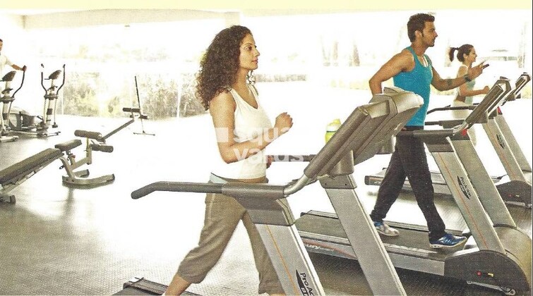 Mahindra Aura Amenities-Features 2