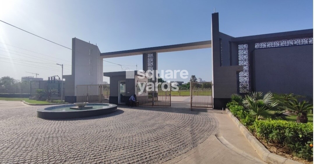 Pareena Micasa Entrance View