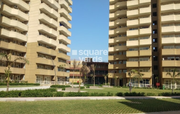 Pyramid Urban Homes 2 Tower View 3