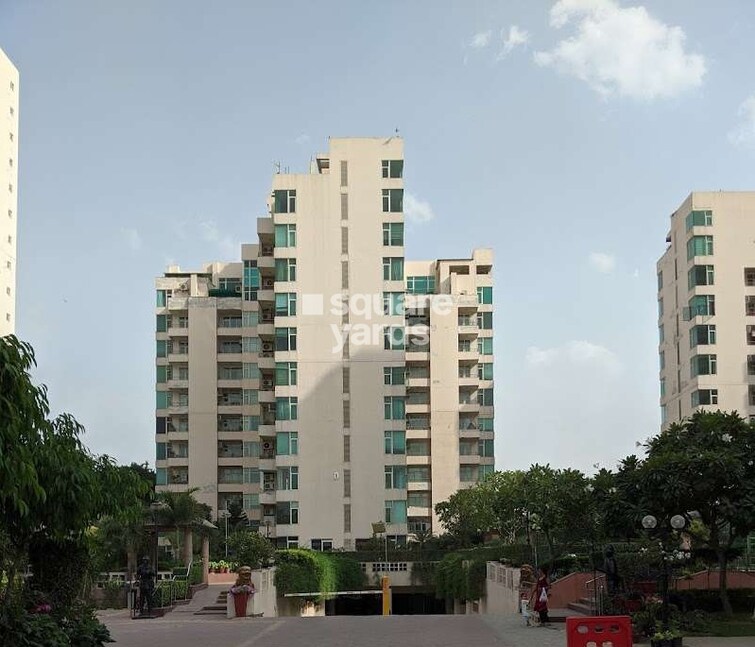 Raheja Atlantis Tower View 3