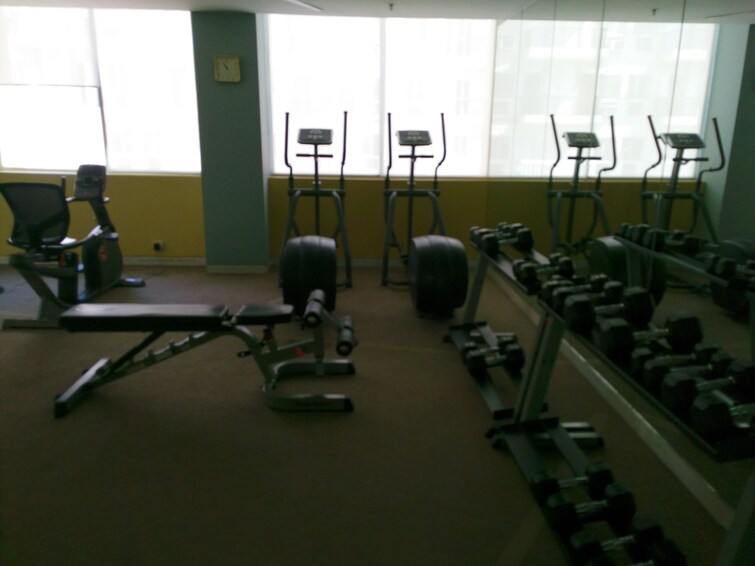 Sare Crescent Parc Gymnasium Image